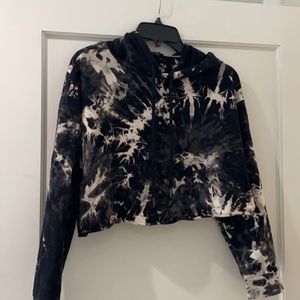 tie dye cropped hoodie